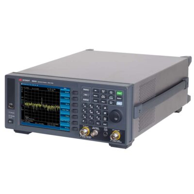 KEYSIGHT N9322C Máy phân tích phổ tín hiệu (Spectrum analyzer) 3 Máy phân tích phổ tín hiệu KEYSIGHT N9322C nhìn nghiêng